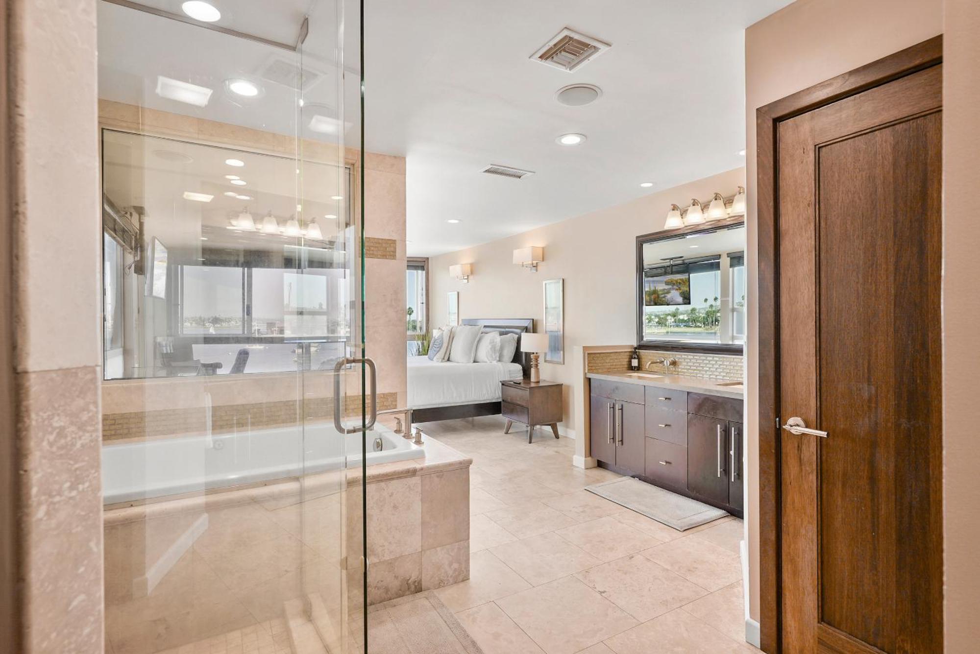 Stunning Bayfront Condo With Gorgeous Views, Garage, Massive Roof Deck & Ac - Dogs Welcome! San Diego Exterior foto